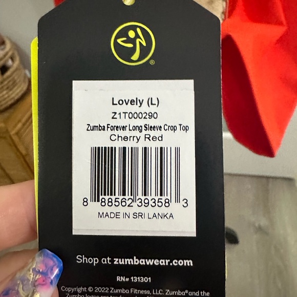 NWT Zumba Long Sleeve Crop Top with open back. Cherry Red with Pink Zumba logo. - Picture 7 of 7